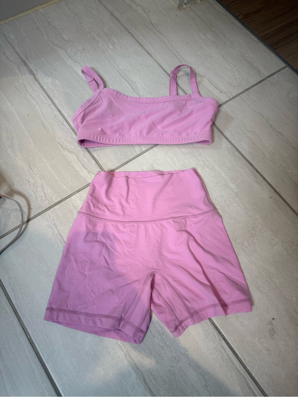 Aritzia Butter Women's Pink Seamless Sports Bra & High-Waist Shorts Set